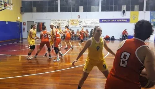 Basket, prima sconfitta a Porcari per la Pallacanestro Femminile Pisa in serie C